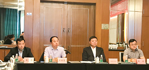 中國表面處理（電鍍）園區(qū)產業(yè)聯(lián)盟一屆六次議事會在重慶召開